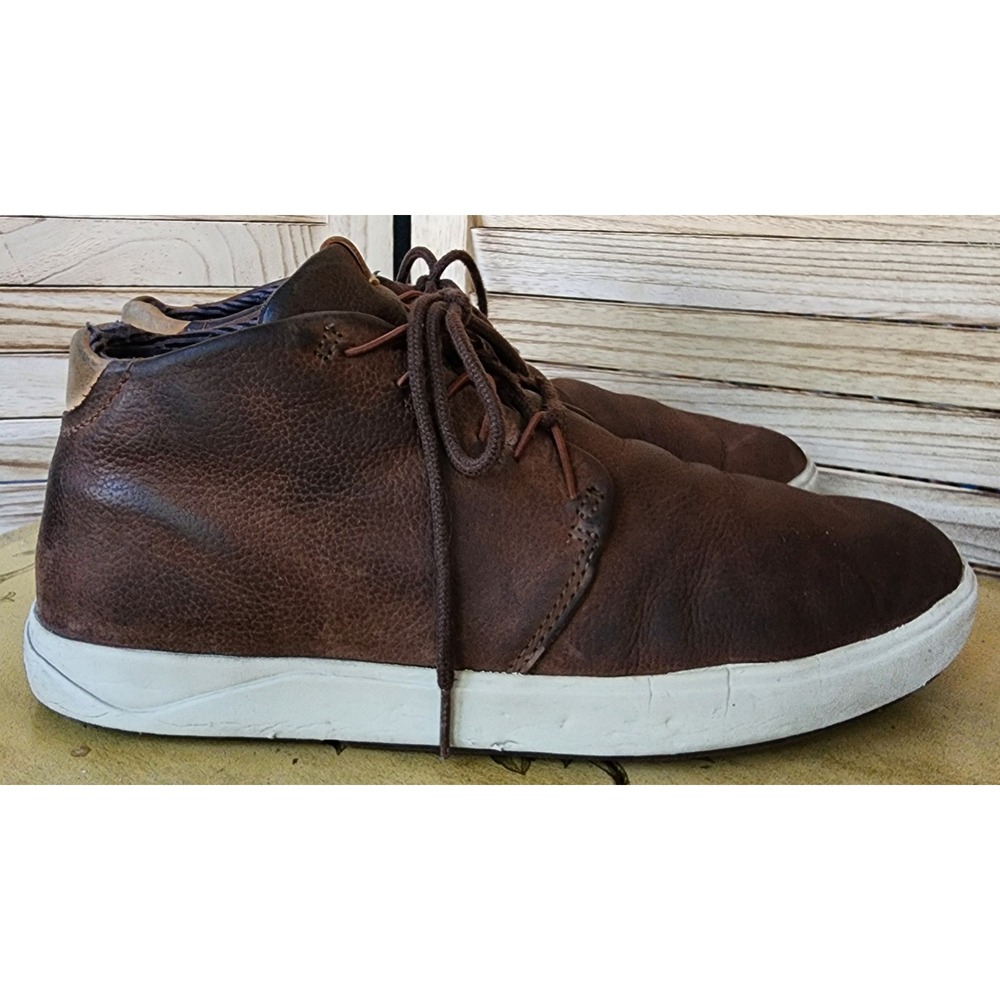 OluKai Sz 11 Brown Leather Nana Hele Minimalist Chukka Sneakers Quiet Luxury